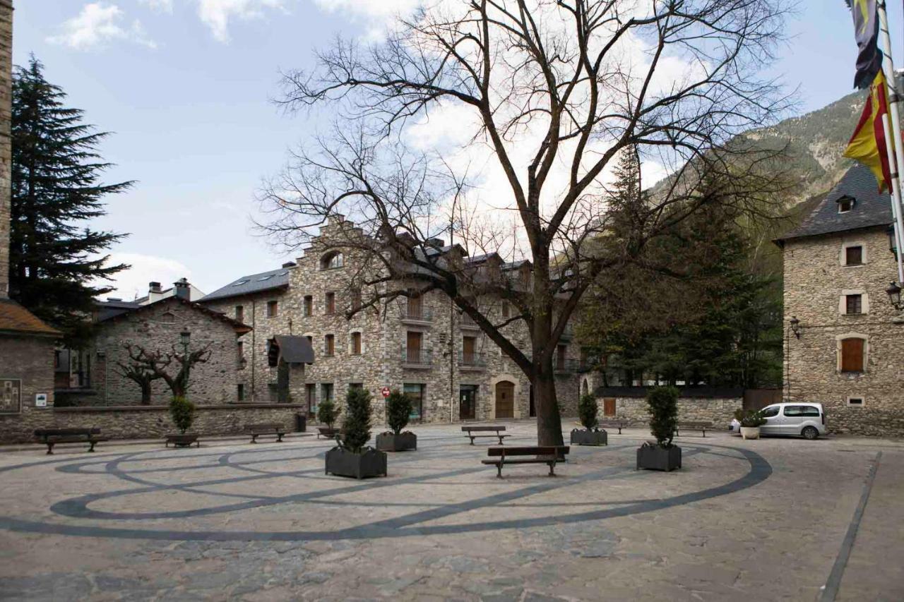 Apartamento En Benasque Casa Sinantonio - Inmocyma Bagian luar foto